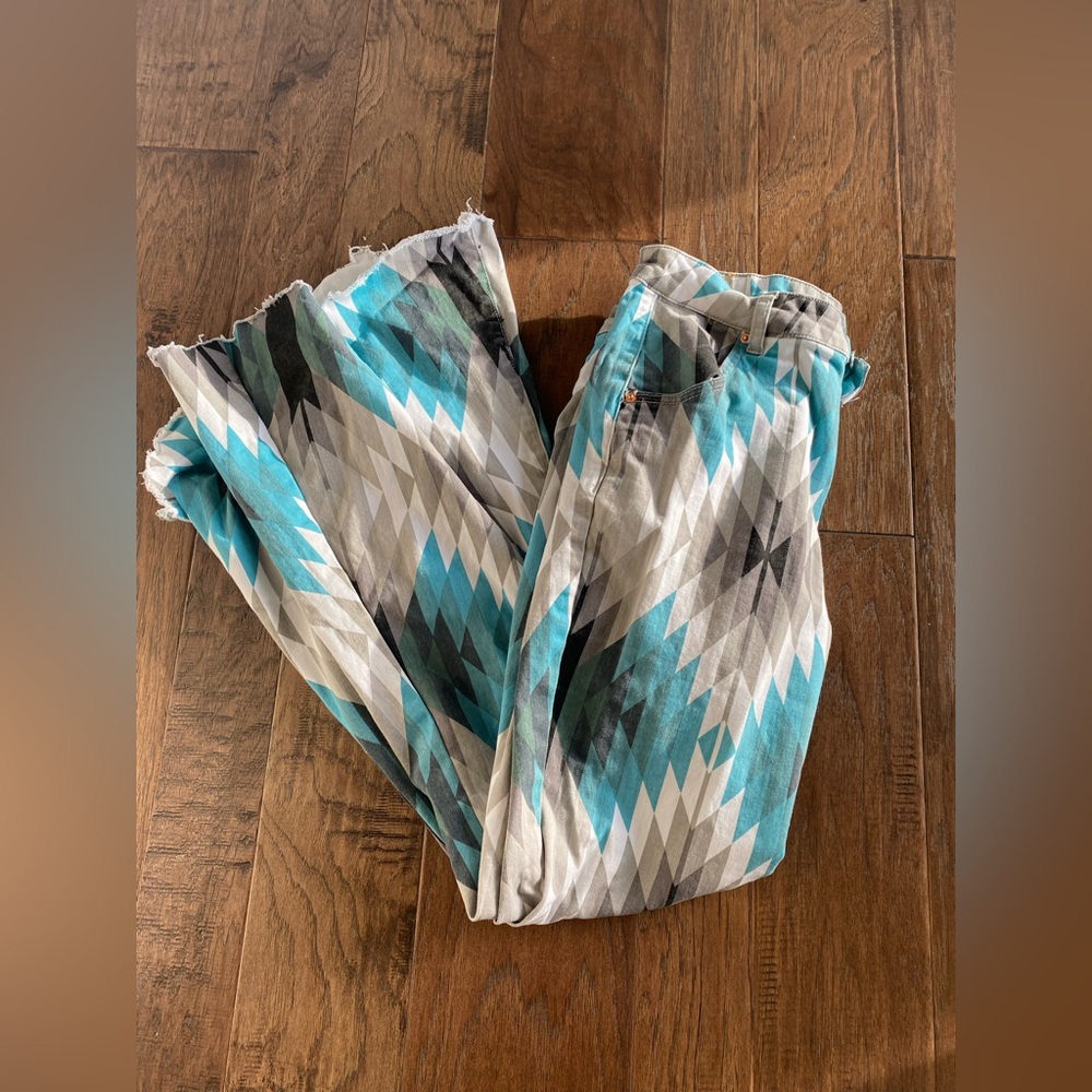 Ranch Dressn Flare Jeans